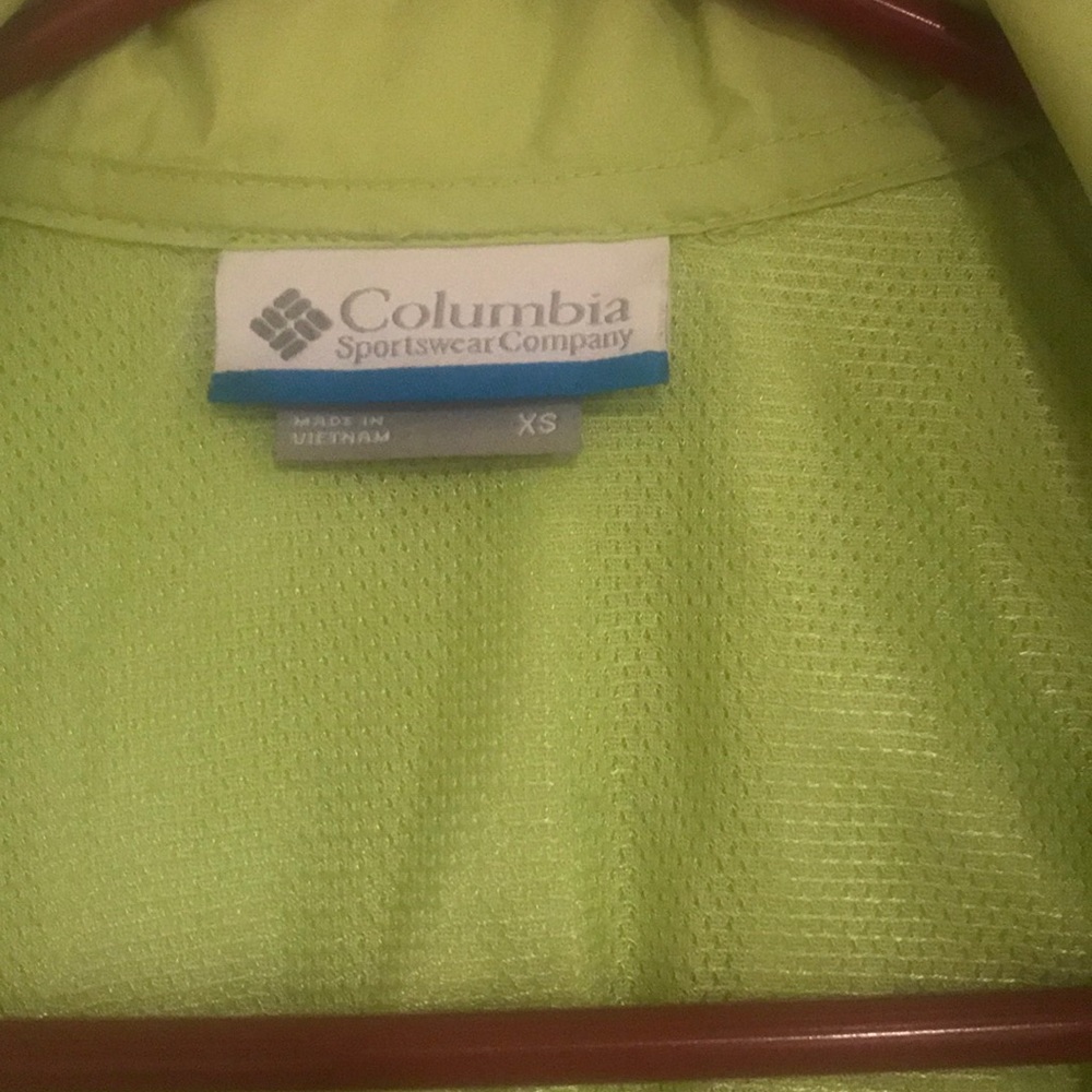 Windbreaker - Picture 2 of 4
